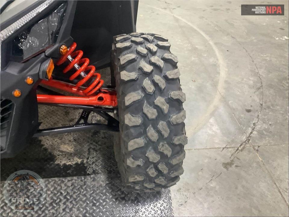 2023 Can-Am MAVERICK X3 MAX DS TURBO RR 64 (TAN/BLACK) — фото 18