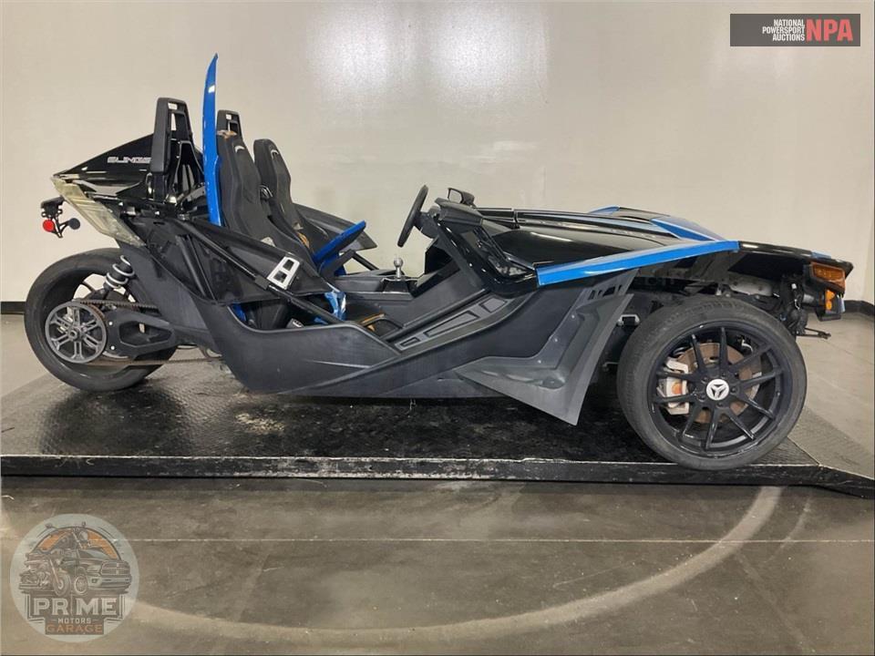 2018 Polaris SLINGSHOT SLR — фото 1