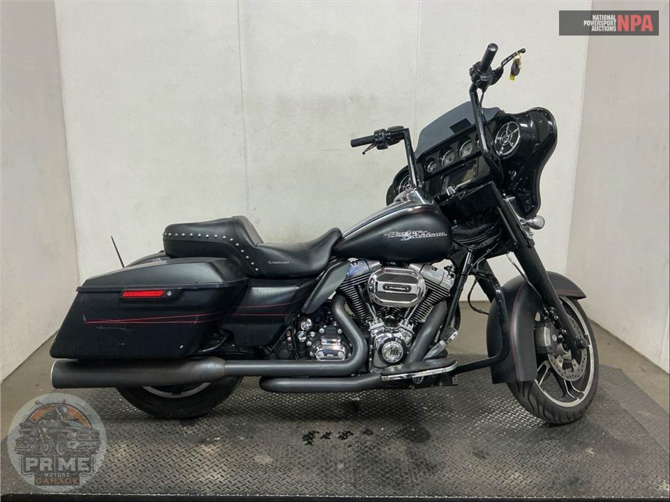 2014 Harley-Davidson FLHXS STREET GLIDE — фото 1
