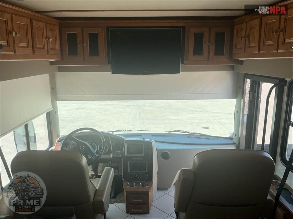 2012 Winnebago M-36M-CUMMINS 360HP - JOURNEY SERIES — фото 12