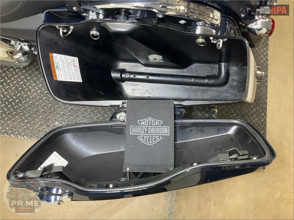 2016 Harley-Davidson FLHXS STREET GLIDE SPECIAL — фото 24