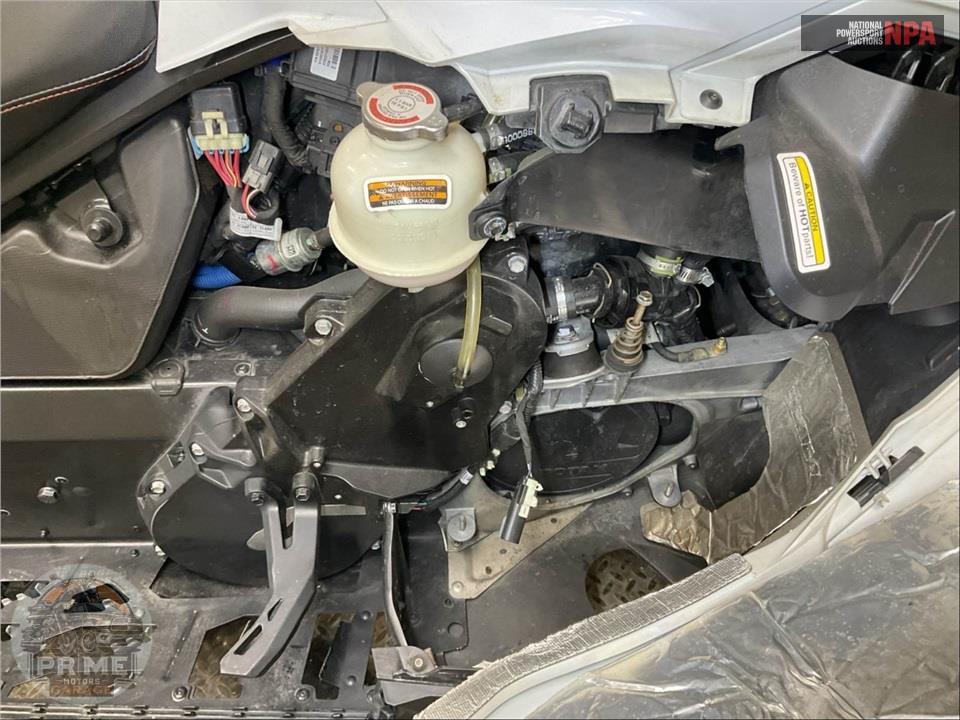 2022 Ski-Doo MXZ TNT 850 E-TEC E.S RipSaw 1.25 — фото 8