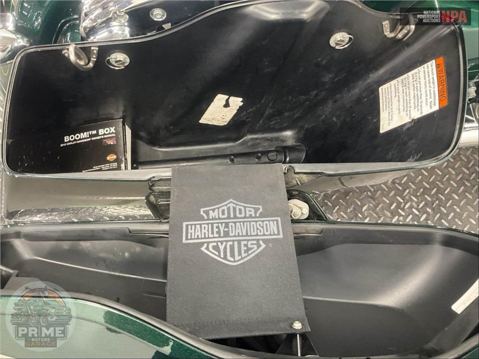 2015 Harley-Davidson FLHXS STREET GLIDE SPECIAL — фото 18