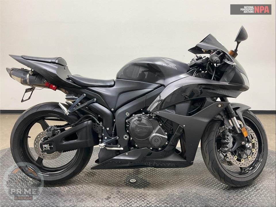 2008 Honda CBR600RR8 — фото 1