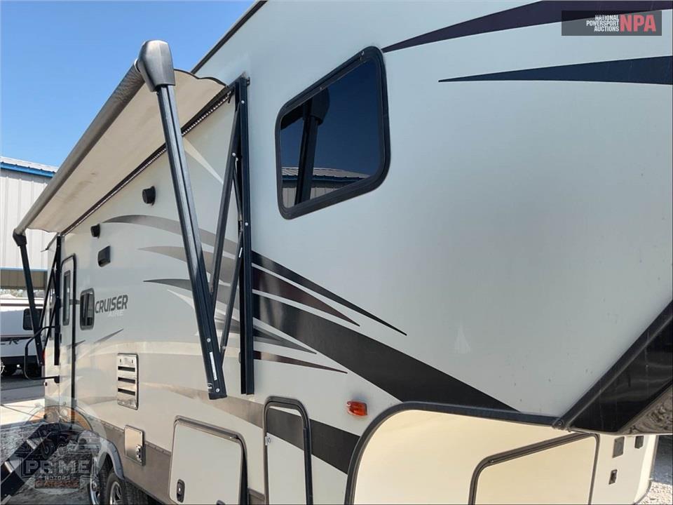 2018 Crossroads Rv M-25 RL - CRUISER AIRE FIFTH WHEEL SERIES — фото 33
