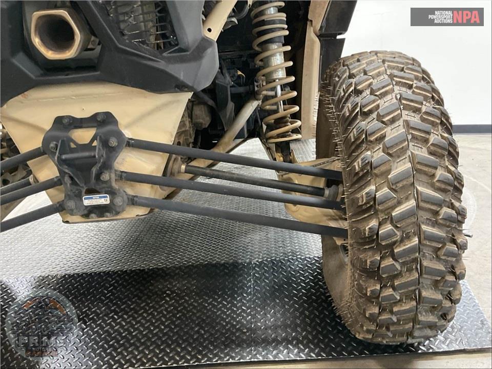 2023 Can-Am MAVERICK X3 MAX X RS TURBO RR SMART-SHOX 72 (BLACK ONLY) — фото 28
