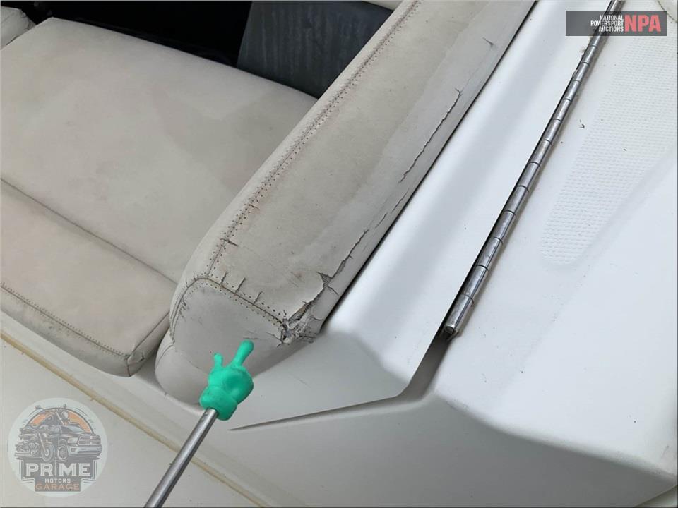 2014 Boston Whaler - UNKNOWN - — фото 26