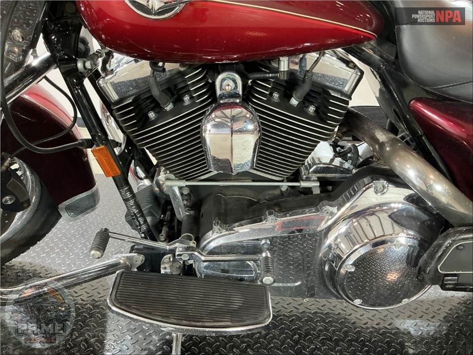 2008 Harley-Davidson FLHRC ROAD KING CLASSIC — фото 7