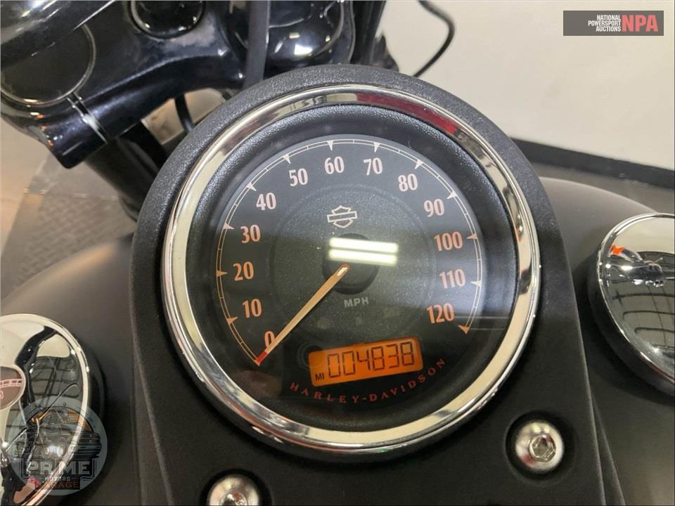 2017 Harley-Davidson FXDB STREET BOB — фото 5