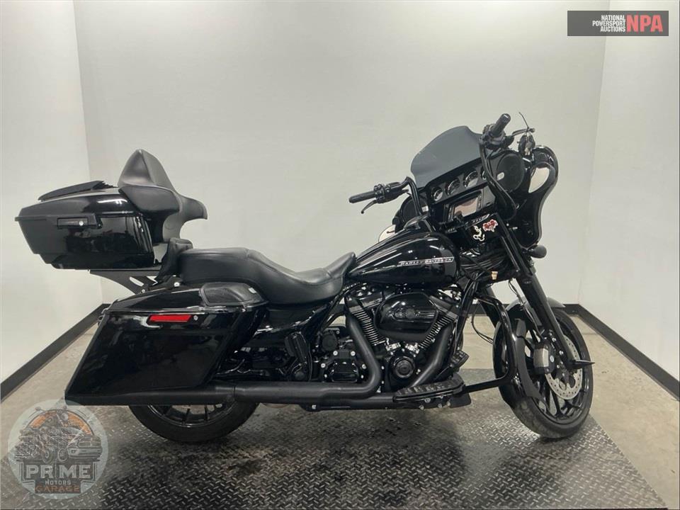 2018 Harley-Davidson FLHXS STREET GLIDE SPECIAL — фото 1