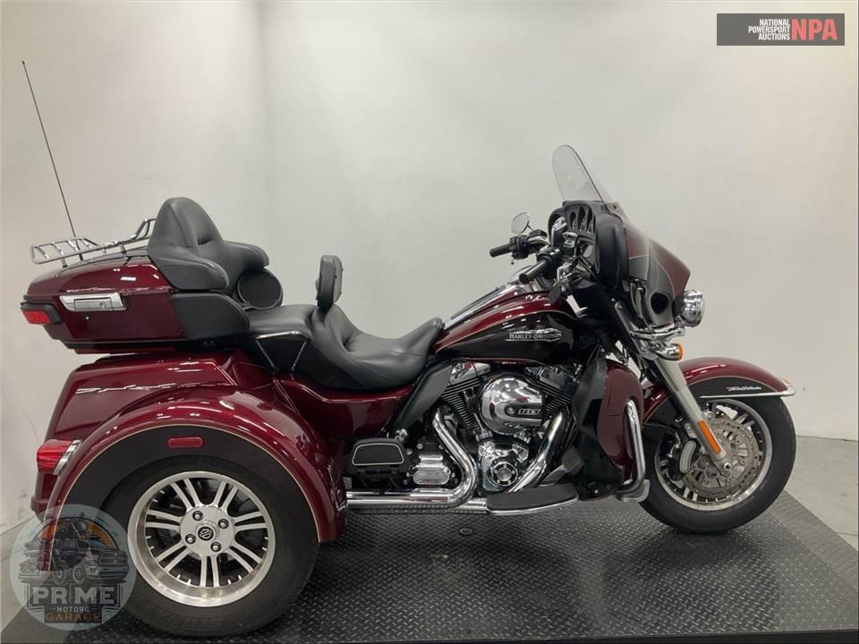2014 Harley-Davidson FLHTCUTG TRIGLIDE ULTRA CLASSIC — фото 1