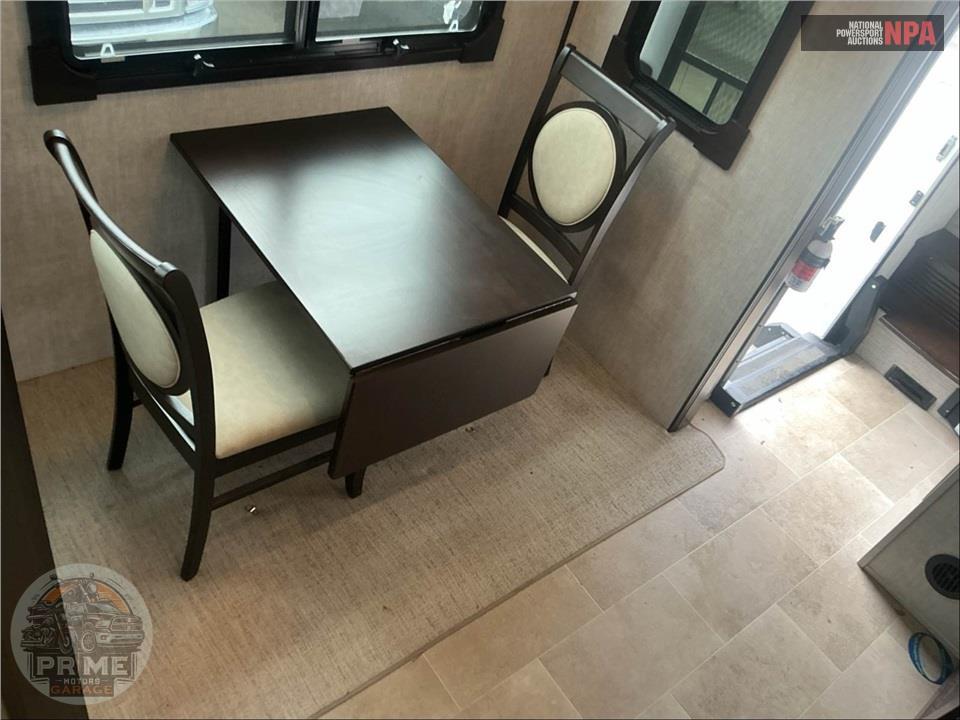 2021 Palomino By Forest River M-389FLC - COLUMBUS FIFTH WHEEL SERIES — фото 10