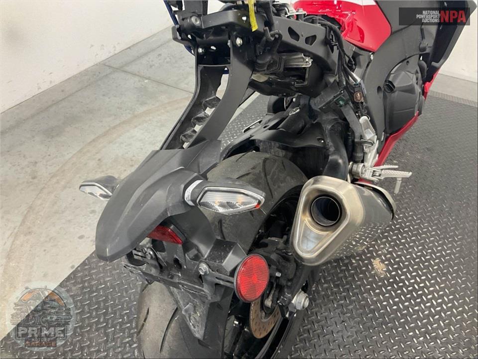 2023 Honda CBR1000RR — фото 30