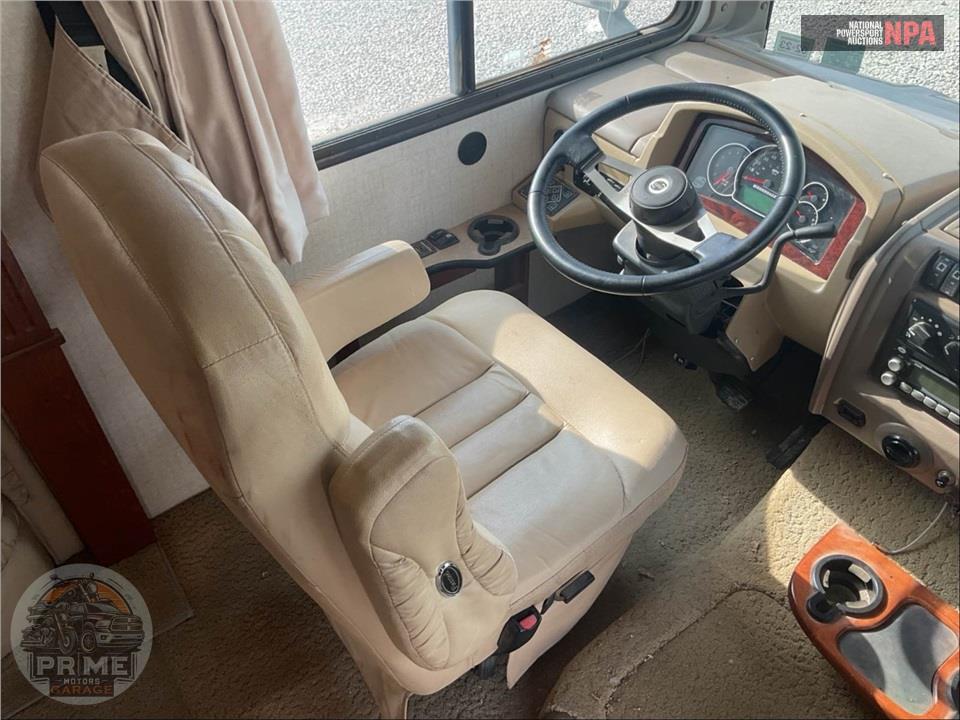 2008 Bounder M-38P WORKHORSE 340HP — фото 20