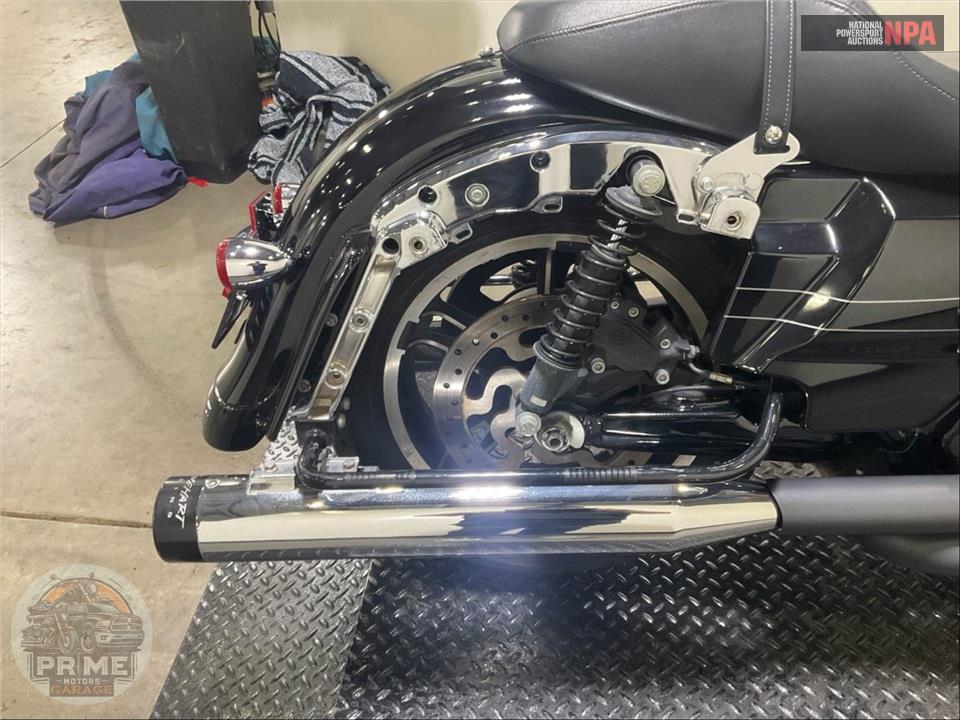 2015 Harley-Davidson FLTRXS ROAD GLIDE SPECIAL — фото 23
