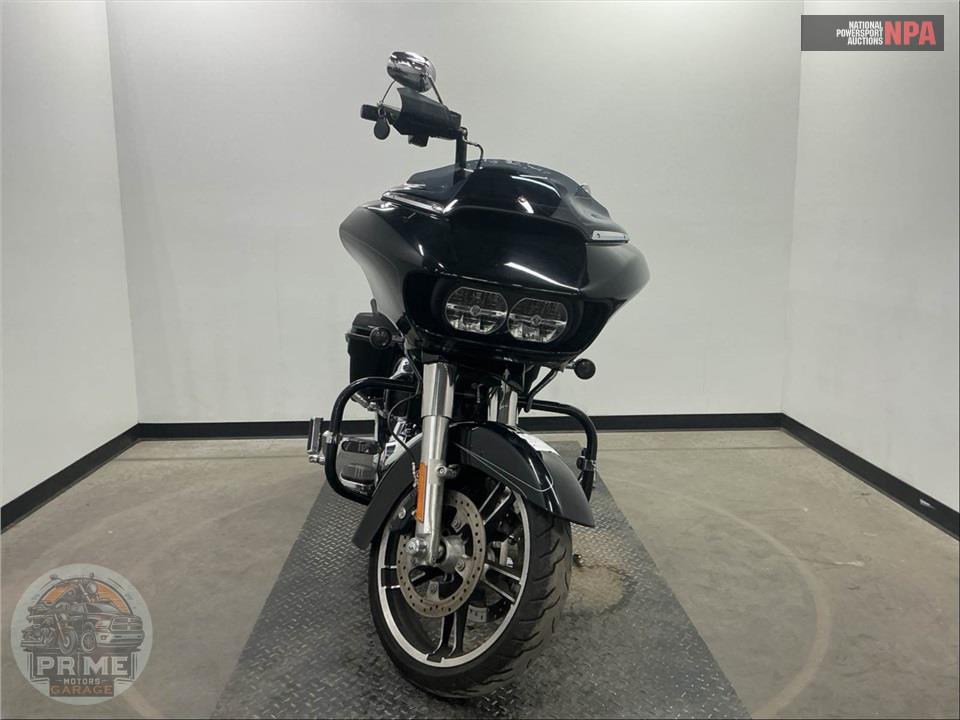 2015 Harley-Davidson FLTRXS ROAD GLIDE SPECIAL — фото 2