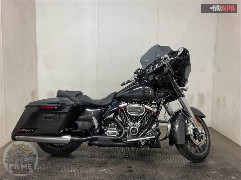 2020 Harley-Davidson FLHXSE CVO STREET GLIDE — фото 1