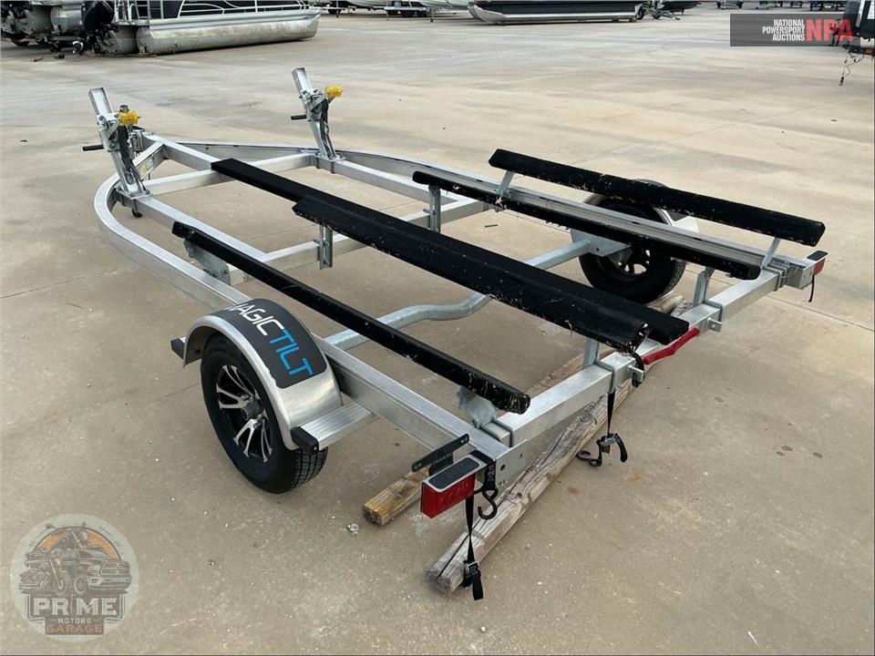 2026 Magic Tilt Trailers DWC2500 185/13C — фото 3
