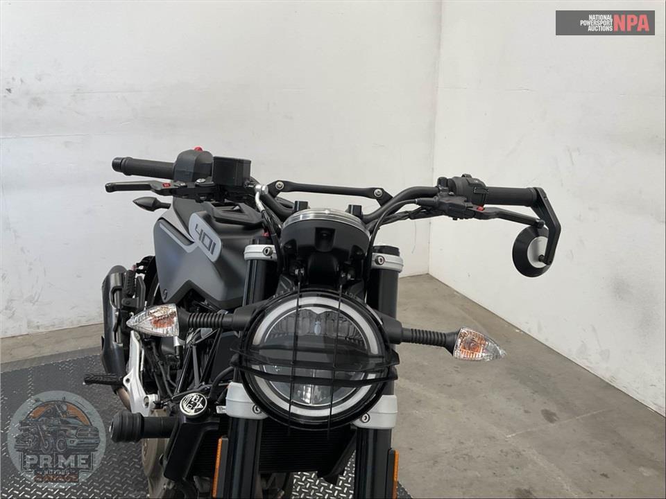 2021 Husqvarna SVARTPILEN 401 — фото 18