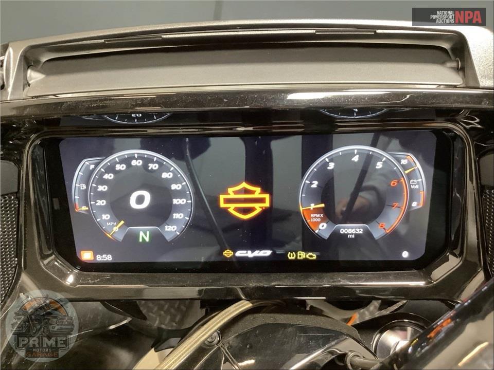 2025 Harley-Davidson FLTRXSTSE CVO ROAD GLIDE ST — фото 5