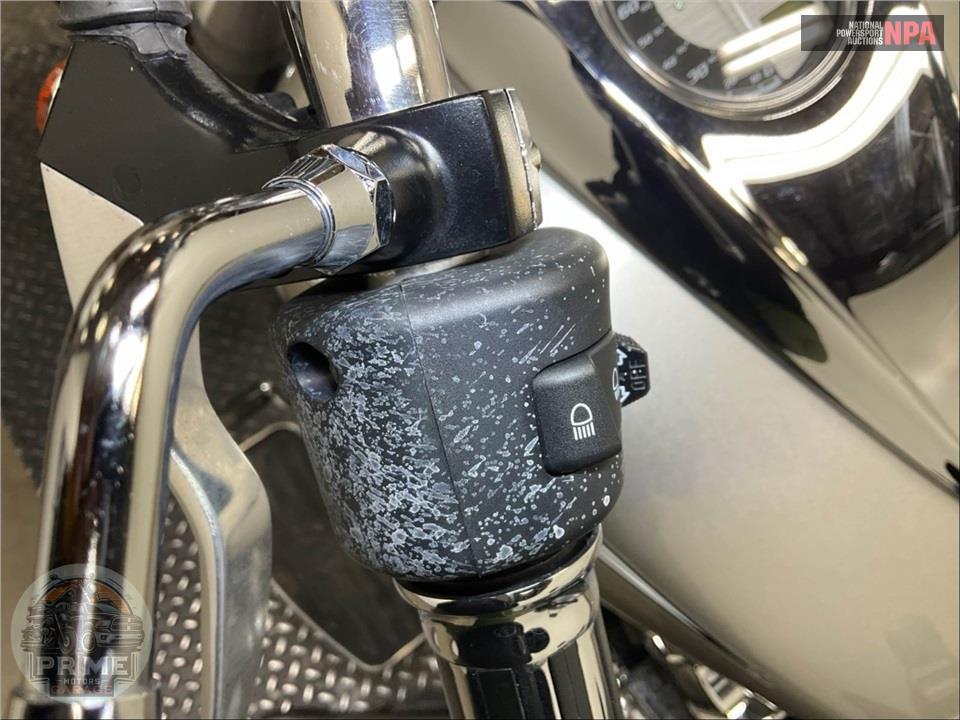 2012 Yamaha XVS95BS/C V-STAR SILVER — фото 26