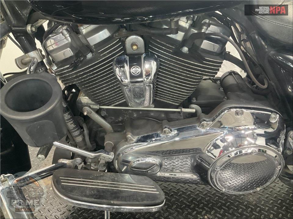 2020 Harley-Davidson FLHX STREET GLIDE — фото 7