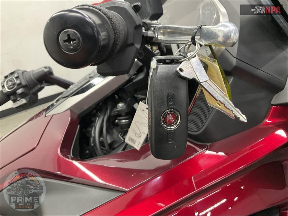 2023 Honda GL1800D GOLDWING TOUR DCT — фото 10