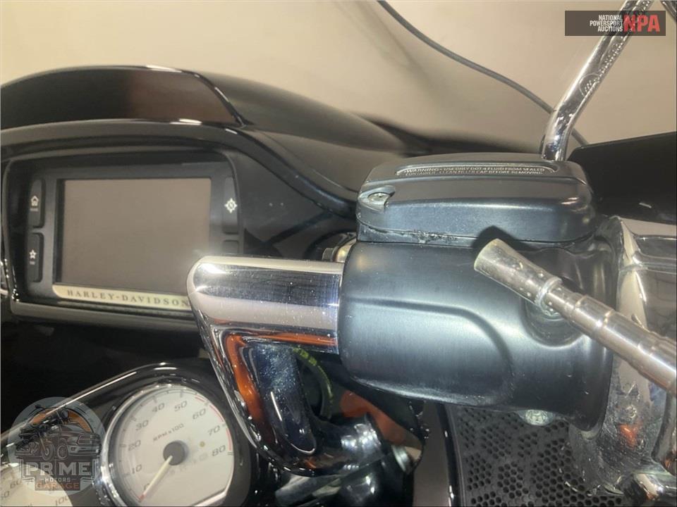 2015 Harley-Davidson FLTRXS ROAD GLIDE SPECIAL — фото 28