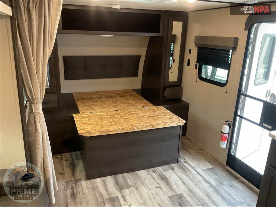 2023 Grand Design Recreational Vehicles M-200MK - TRANSCEND XPLOR SERIES — фото 8