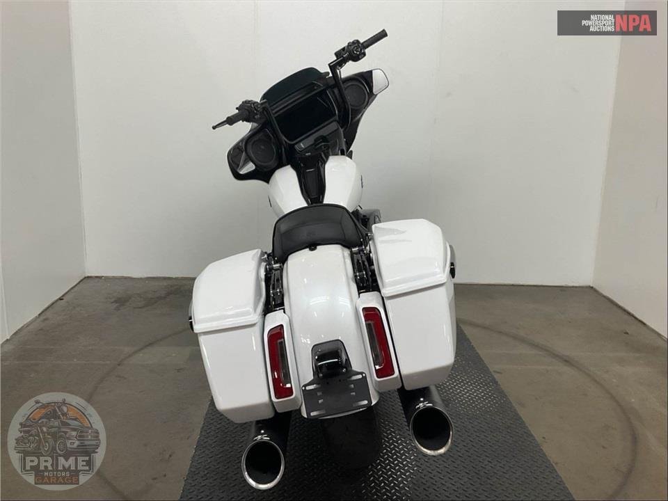 2025 Harley-Davidson FLHX STREET GLIDE — фото 4