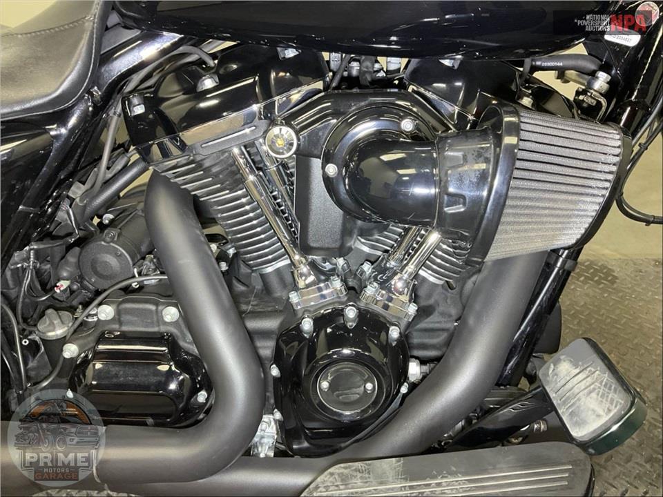 2017 Harley-Davidson FLHRXS ROAD KING SPECIAL — фото 6