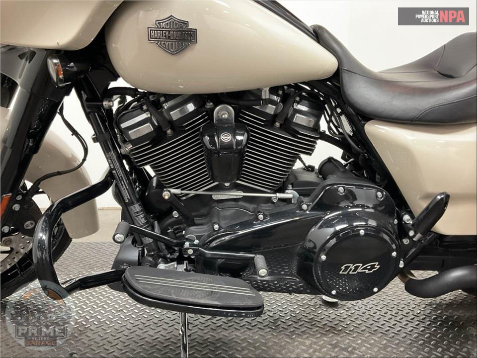 2022 Harley-Davidson FLHXS STREET GLIDE SPECIAL — фото 8