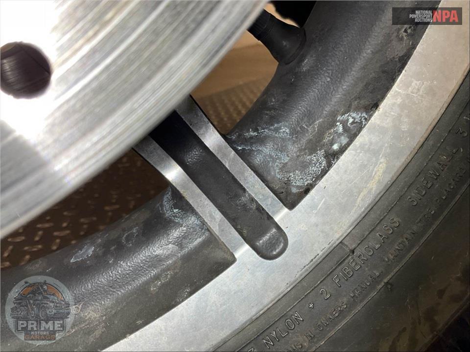 2015 Harley-Davidson FLHTCUL ULTRA CLASSIC LOW — фото 26