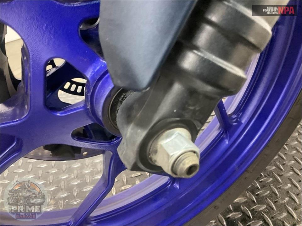 2023 Yamaha YZF-R3 — фото 18