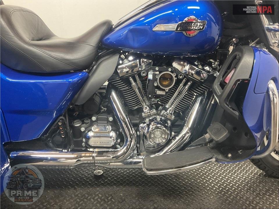 2024 Harley-Davidson FLHTCUTG TRI GLIDE ULTRA CLASSIC — фото 6