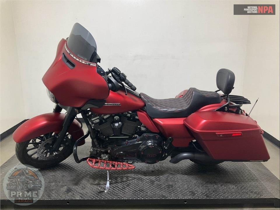 2019 Harley-Davidson FLHXS STREET GLIDE SPECIAL — фото 3
