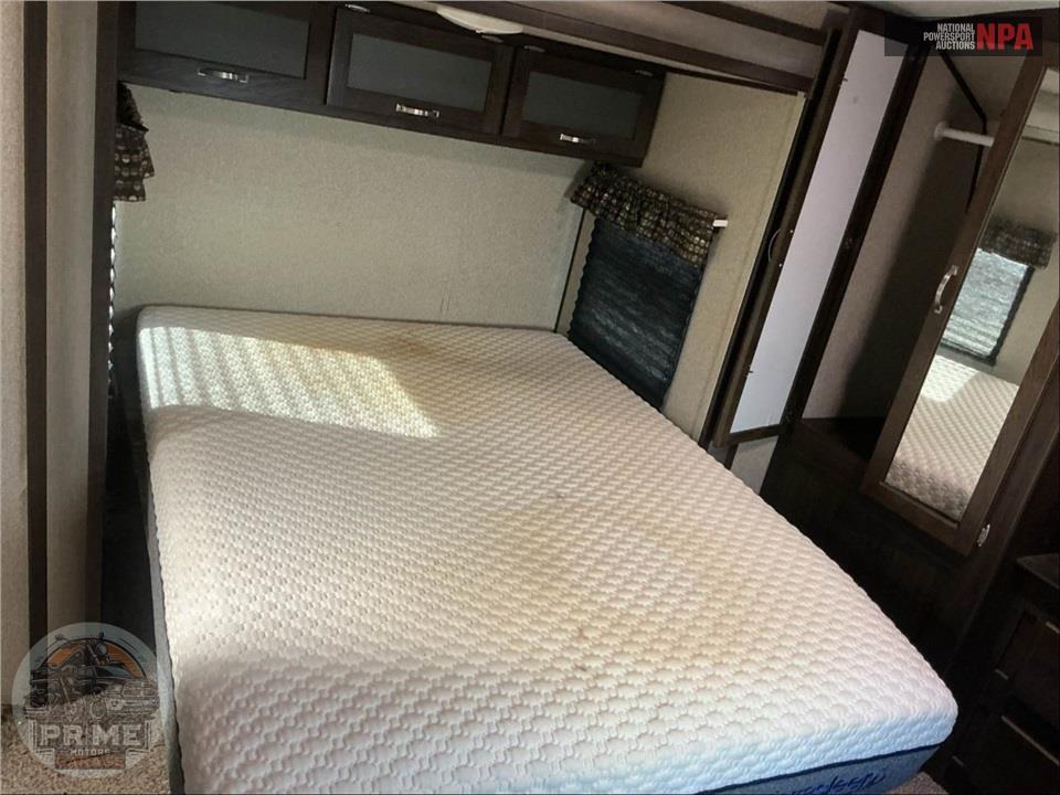 2019 Keystone Rv M-333 RE - SPRINGDALE SERIES — фото 18