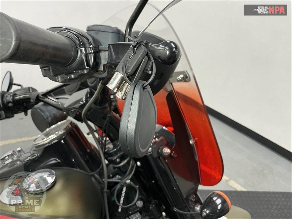 2017 Harley-Davidson FLSS SOFTAIL SLIM S — фото 15