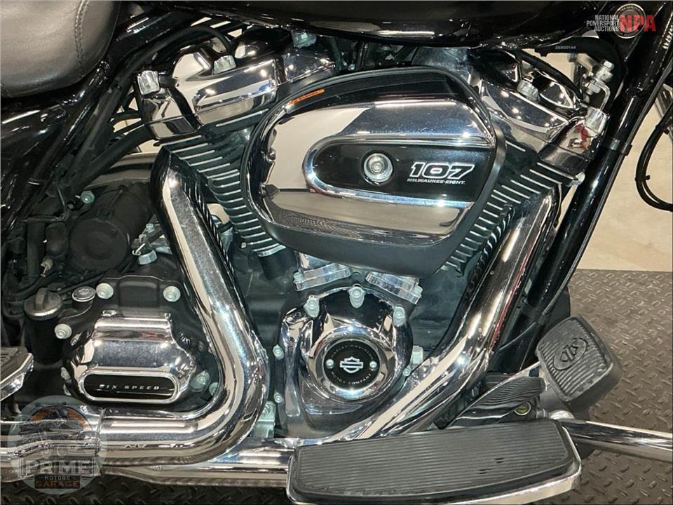 2018 Harley-Davidson FLHR ROAD KING — фото 6