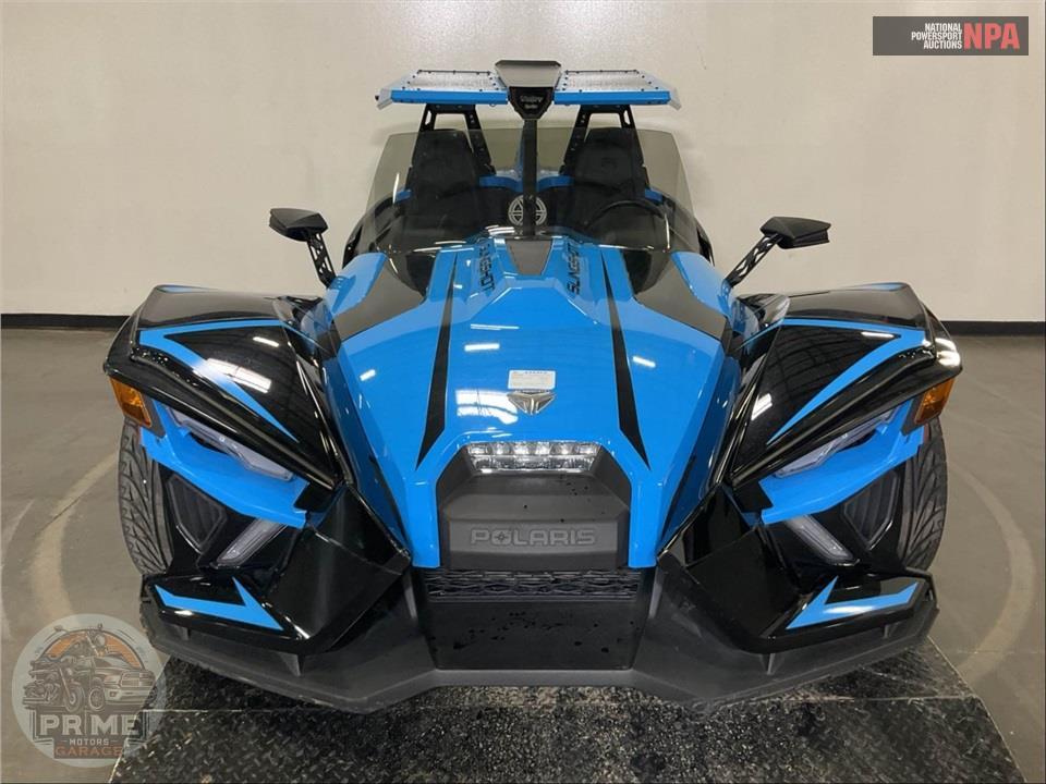 2020 Polaris SLINGSHOT R AUTODRIVE — фото 2