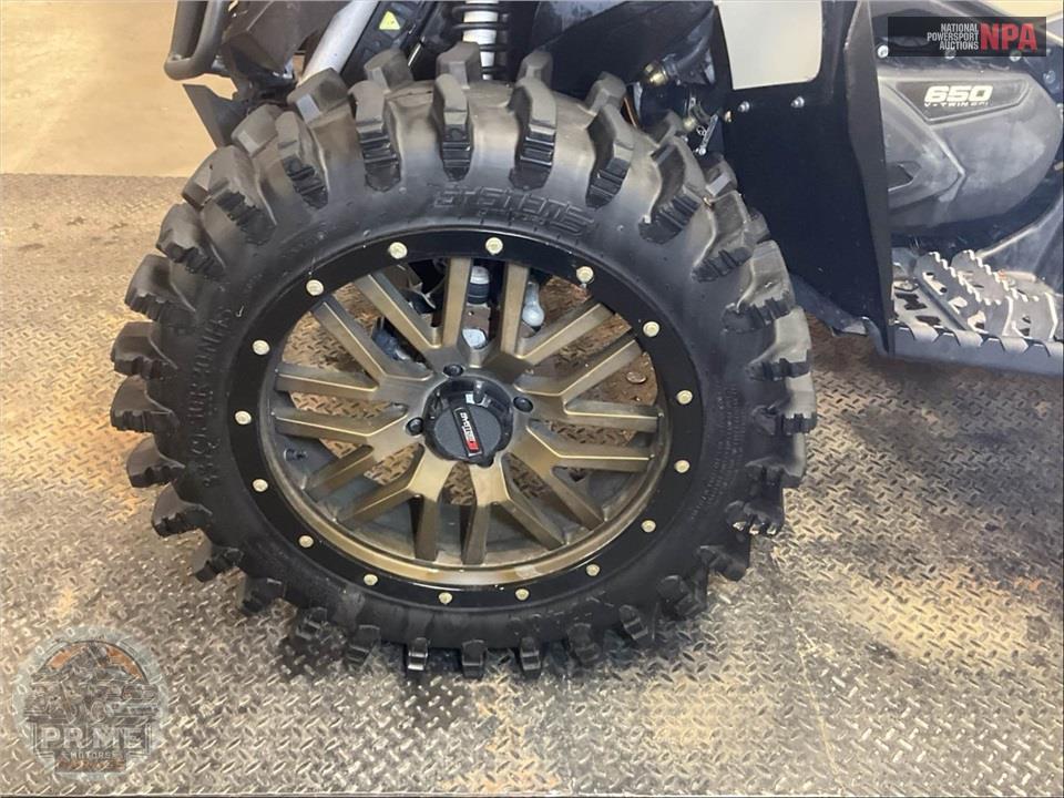 2022 Can-Am RENEGADE X MR 650 — фото 18