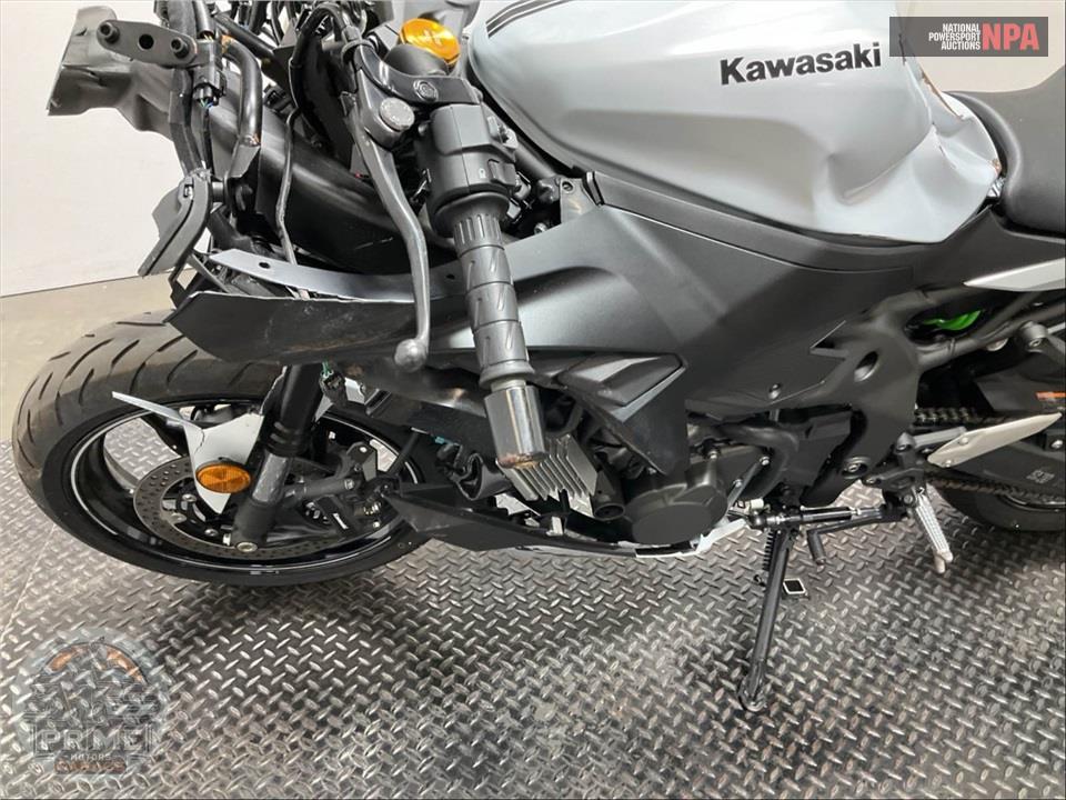 2025 Kawasaki ZX400PSFNL NINJA ZX-4R (ABS) — фото 16