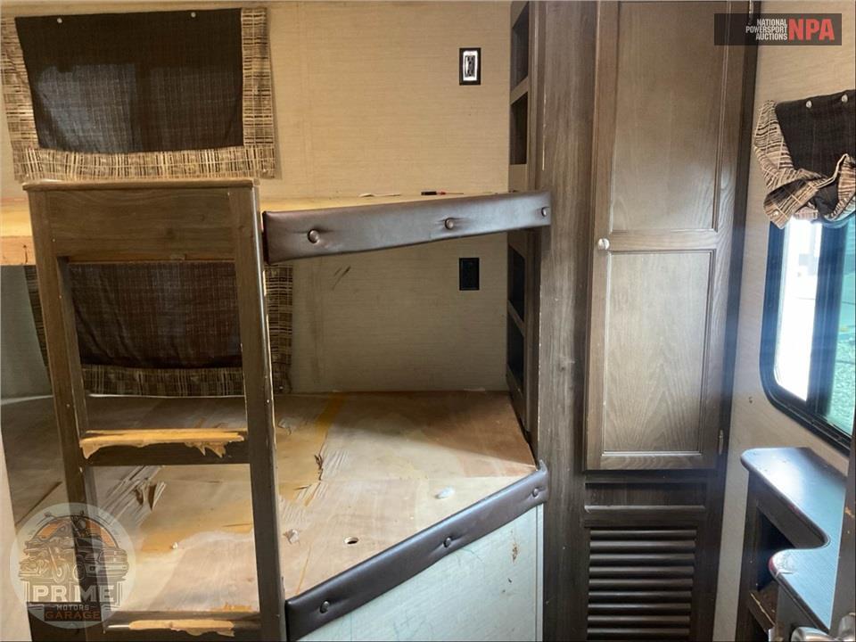 2018 Keystone Rv M-330 BHS - BULLET ULTRA LITE SERIES — фото 15