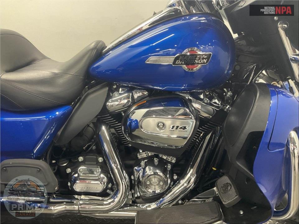2024 Harley-Davidson FLHTCUTG TRI GLIDE ULTRA CLASSIC — фото 6
