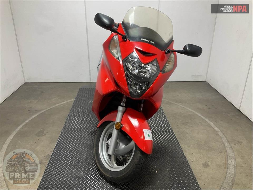 2004 Honda FSC6004 SILVER WING — фото 2