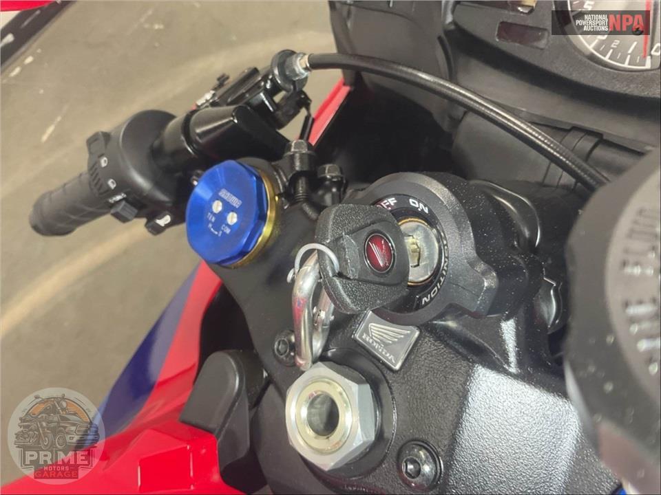2024 Honda CBR600RR ABS — фото 11