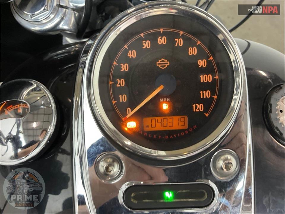 2017 Harley-Davidson FXDWG-103 DYNA WIDE GLIDE — фото 5