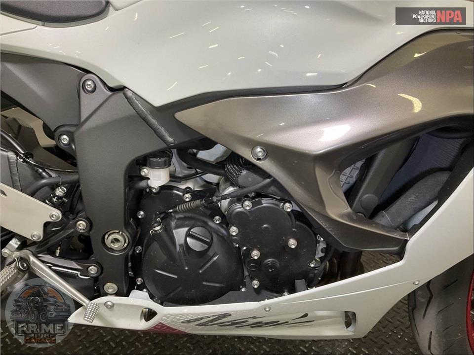 2025 Kawasaki ZX636KSFAL NINJA ZX-6R — фото 6