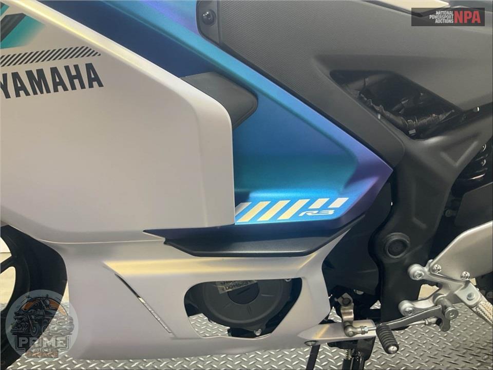 2025 Yamaha YZF-R3 — фото 7