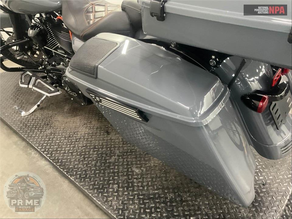 2022 Harley-Davidson FLTRXS ROAD GLIDE SPECIAL — фото 18